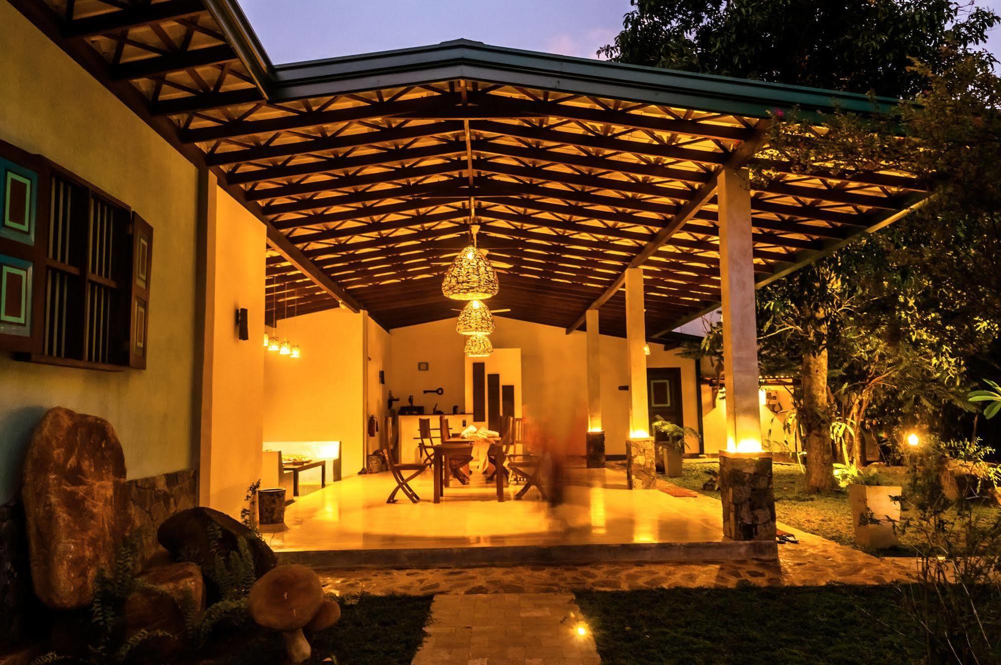 Garcinia Leaf Hotel Hikkaduwa Exterior photo